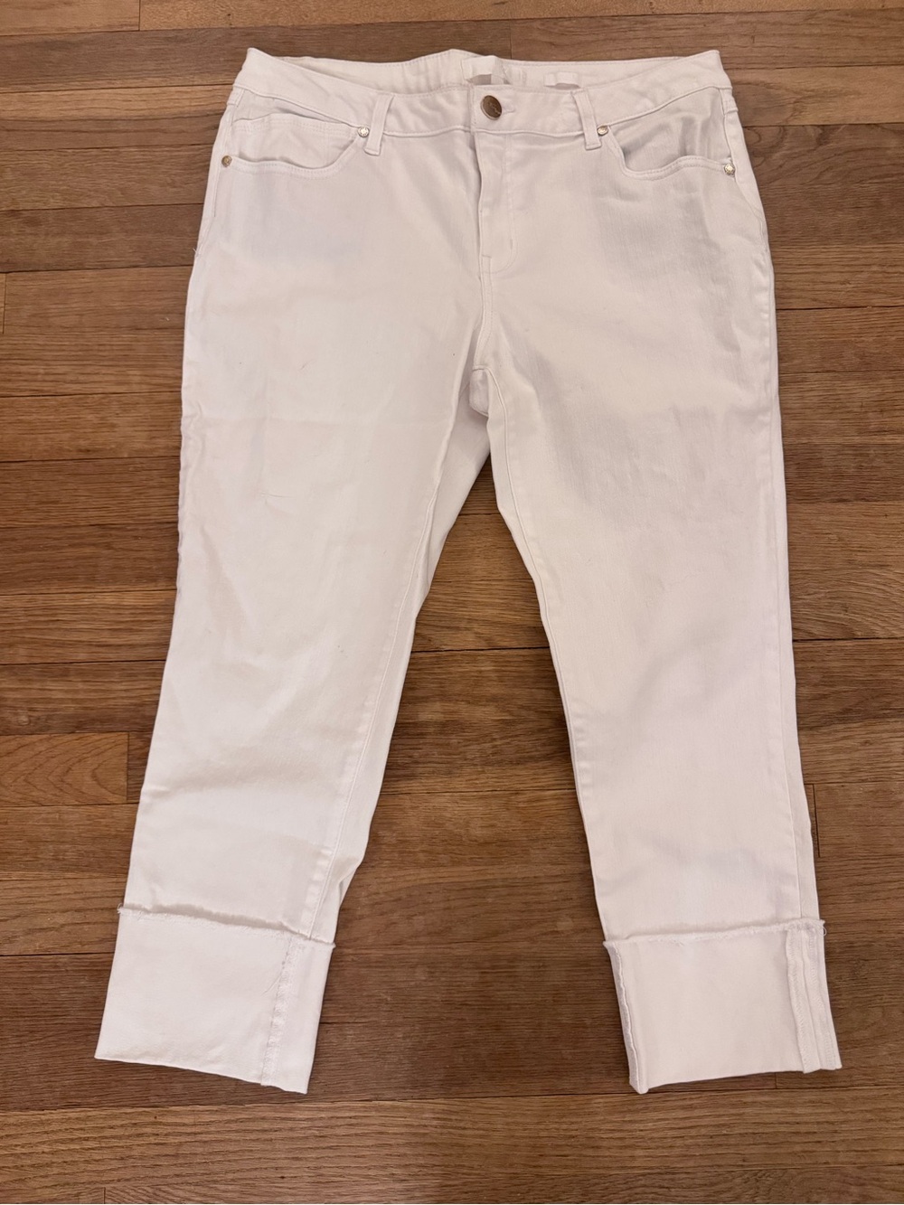 1822 Denim Women's White Taylor Cuff Hem Capris - Size 14
b65